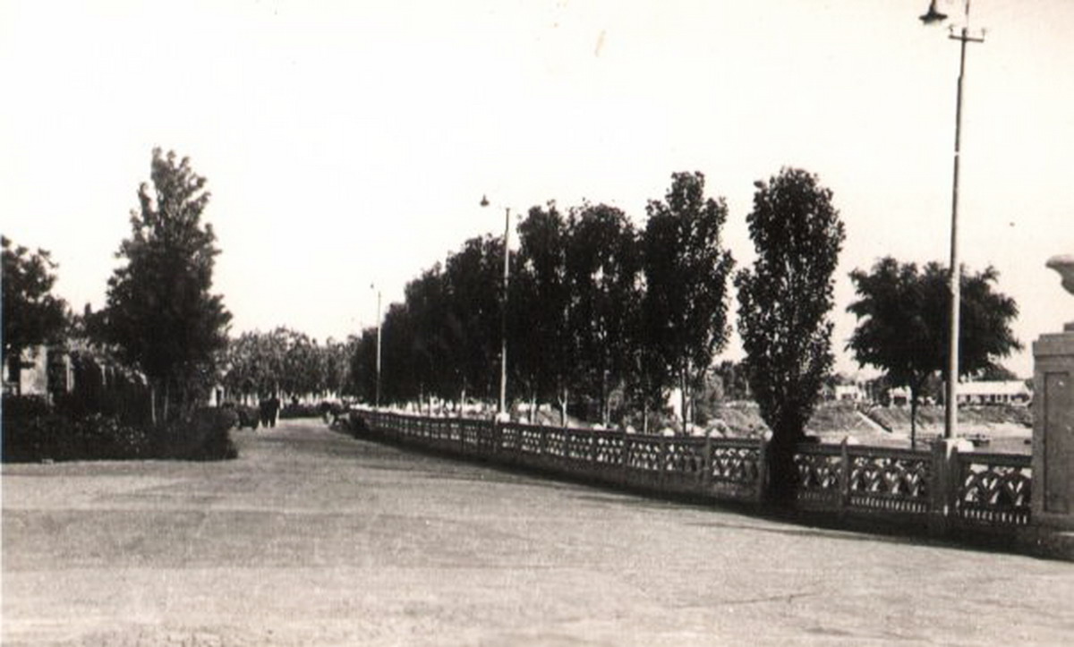  Набережная